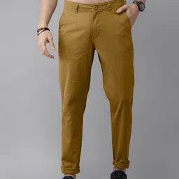 Roadster Men Mustard Brown Solid Regular Trousers-image-33