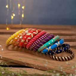 Taasha Craft Ratna Set Of 12 Thread Bangles-79