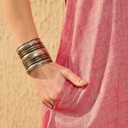 InWeave Women Striped Regular Kurta with Palazzos image 4