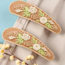 Radhu & Kabby Women Set of 2 Tic-Tac Clips-picture-13