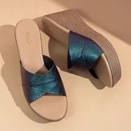 Inc 5 Women Textured Party Wedge Mules-36