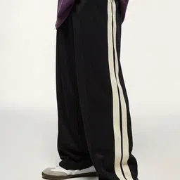 The Modern Soul Men Mid Rise Loose Fit Track Pant-image-84