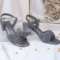 Mochi Women Embellished Block Pumps-11
