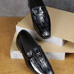 Metro Men Leather Formal Loafers-picture-10
