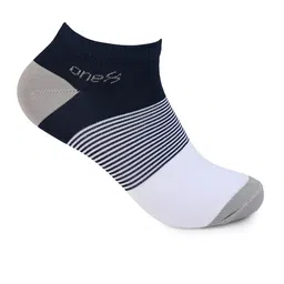 One8 Men Pack Of 3 Patterned Ankle Length Rapid-Dry Socks image 4