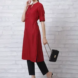 Rangriti Women Checked Thread Work Kurta-image-1