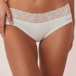 La Vie En Rose Green Cotton Lace Work Panty-picture-20