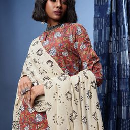 Taavi Indie Floral Printed Keyhole Neck Straight Bagru Kurta with Trousers & Dupatta-10