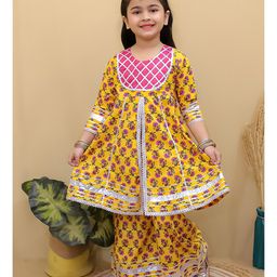 Superminis Cotton Three Fourth Sleeves Floral Motifs Printed Gota Lace Embelished Kurta With Coordinating Sharara Set - Yellow-image-9