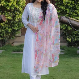 Rujave Women Floral Yoke Design Regular Thread Work Kurta With Trousers & Dupatta-14
