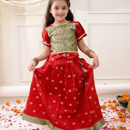 KID1 Brocade Woven Onam Theme Half Puffed Sleeves Floral Foil Printed & Gota Lace Embellished Pattu Pavadai Set - Red-picture-32