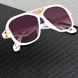 LEGEND EYEWEAR Unisex Square Sunglasses With UV Protected Lens SGLHCE74HYHK8UEK-32