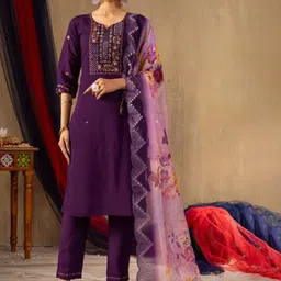KRITVA FASHION Women Floral Embroidered Kurta with Trousers & Dupatta-picture-19