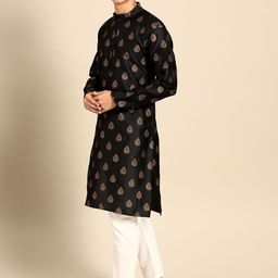 MANQ Men Ethnic Motifs Printed Regular Kurta with Pyjamas image 4