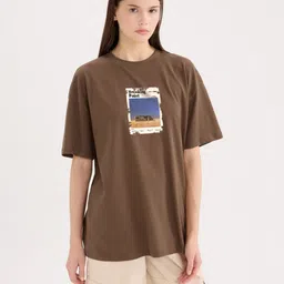 MISCHIEF MONKEY Women Printed Drop-Shoulder Sleeves Pockets T-shirt-image-80