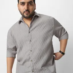 Urbano Plus Men Spread Collar Textured Cotton Casual Shirt-image-27
