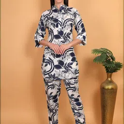Love Maker Women Botanical Printed Co-Ord Set-image-74