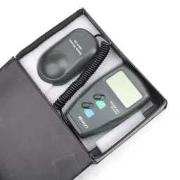 generic Real Instruments LX-1010B Digital Lux Meter Illuminance Camera Photometer image 3