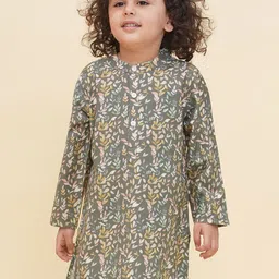 Sethukrishna Boys Floral Printed Mandarin Collar Straight Kurta-18