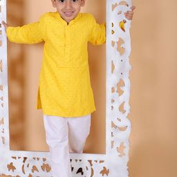 MoMaa Boys Embroidered Regular Sequinned Kurta with Pyjamas image 5