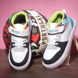 CHamps SHOES Colour Blocked Velcro Closure Shoes - White & Parrot Green-image-78