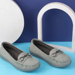 Metro Women Textured Loafers-image-78