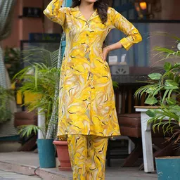 Peachmode Shirt Collar Floral Printed Tunic With Trousers-image-47