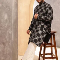 SOJANYA PLUS Men Plus Size Ethnic Motifs Printed Straight Kurta with Pyjamas image 3