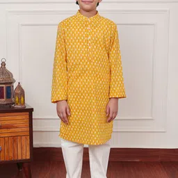 Campana Boys Printed Regular Pure Cotton Kurta with Pyjamas-40