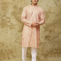 BLUESAANCHI Men Embroidered Thread Work Kurta-image-27