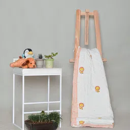 Feels Like Home Yellow Cartoon Characters Printed Mild Winter 350 GSM Single Bed Quilt-4