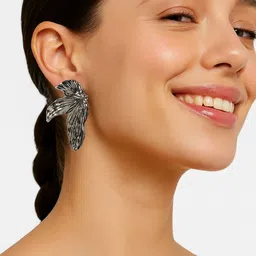ISHTAARA Women Leaf Style Korean Earrings-picture-5