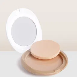 CUFFS N LASHES Perfect Finish Pressed Powder Compact with SPF 15- 16g- 05 Light Medium-29