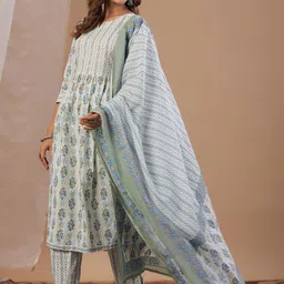 Sangria Floral Printed Notch Neck Pleated Anarkali Pure Cotton Kurta With Trousers-55