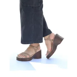 Monrow Marley Beige Wedges Heels-picture-14