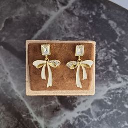 Zhouse Gold-Plated Crystals Studded Contemporary Drop Earrings-44