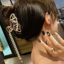 Radhya Accessories Women Embellished Claw Clip-image-3