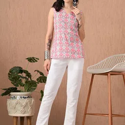 Anouk Rustic Ethnic Motifs Printed V-Neck Pure Cotton Kurti-image-30
