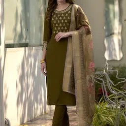 BE IN TEXO FAB Women Floral Printed Kurta with Trousers & Dupatta-15