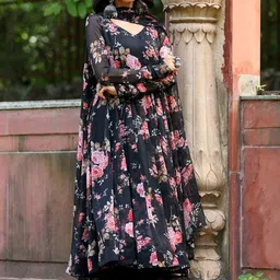 BAESD Women Floral Printed Regular Kurti with Palazzos & With Dupatta-3