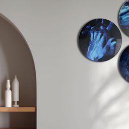 THE QUIRKY HOME 3Pieces Black & Blue Ocean Depths Printed Ceramic Decorative Wall Plates-5
