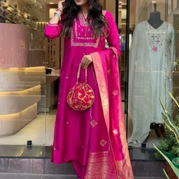KALINI Floral Embroidered Thread Work Straight Kurta With Trousers & Dupatta image 2