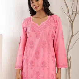 Chowkhat Embroidered Chikankari Pure Cotton Handloom Chikankari Kurti-picture-54