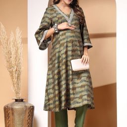 SKY FAB Women Bandhani Printed Empire Kurta with Trousers-19