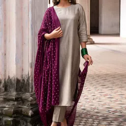 HETVI CREATION Round Neck Straight Kurta With Trousers & Dupatta-picture-16