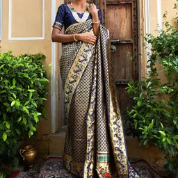KALINI Woven Design Zari Silk Blend Paithani Saree-22