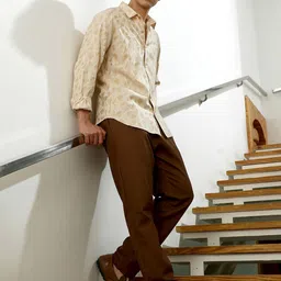 Campus Sutra Comfort Geometric Printed Button-Down Collar Casual Shirt-picture-0