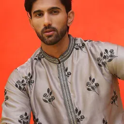 Jompers Men Floral Embroidered Regular Chikankari Kurta with Pyjamas-picture-31