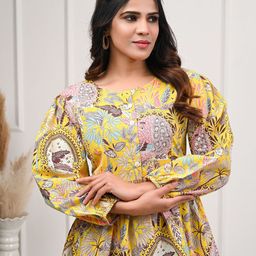 Rimeline Floral Printed Puff Sleeve Pure Cotton Peplum Top-image-41