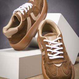 Froh Feet Women Colourblocked Casual Chunky Sneakers-17